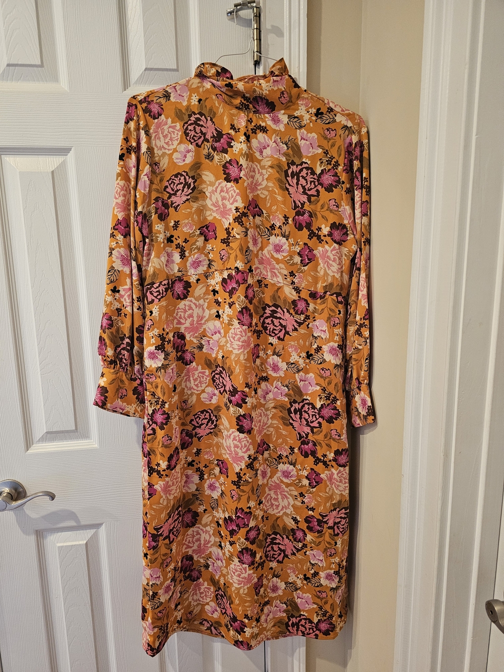 Who What Wear Autumn Bloom Dress Size M